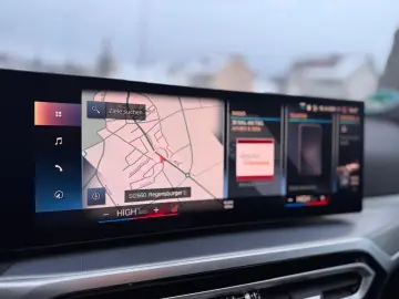 BMW 320d Limousine M-Sport xDrive KAMERA HEADUP