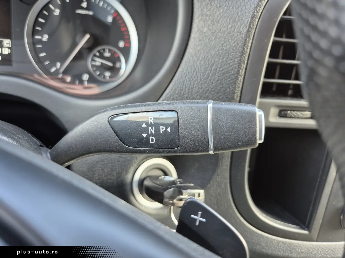 Mercedes-Benz Vito Lung 114 CDI 136CP RWD 9AT Base