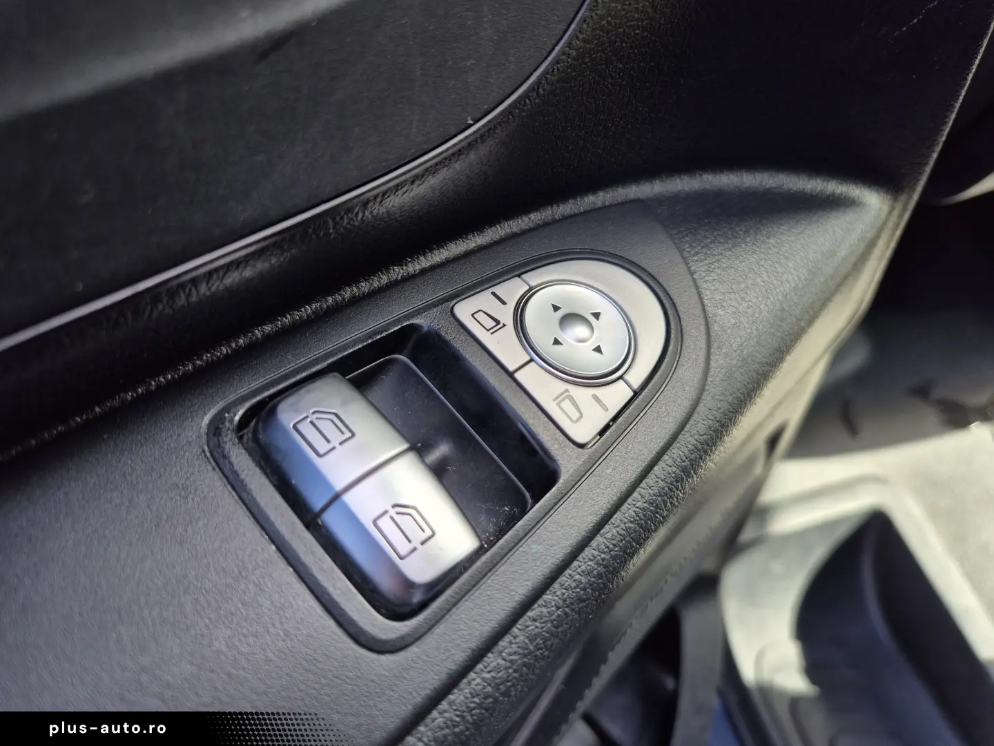 Mercedes-Benz Vito Lung 114 CDI 136CP RWD 9AT Base