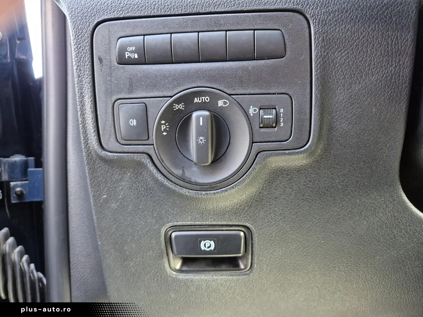 Mercedes-Benz Vito Lung 114 CDI 136CP RWD 9AT Base