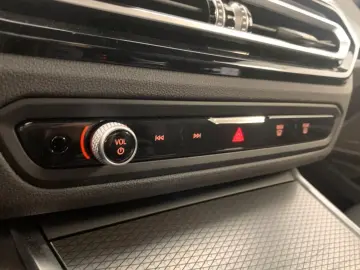 BMW 320 d xDrive M Sport 360 DrivingProf 19  HeadUp