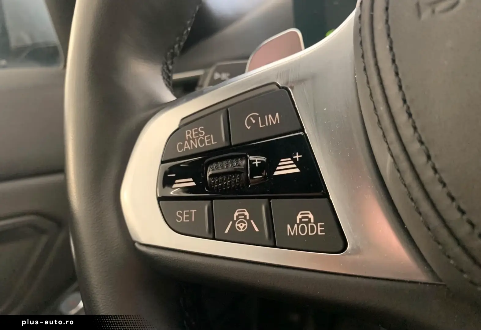 BMW 320 d xDrive M Sport 360 DrivingProf 19  HeadUp