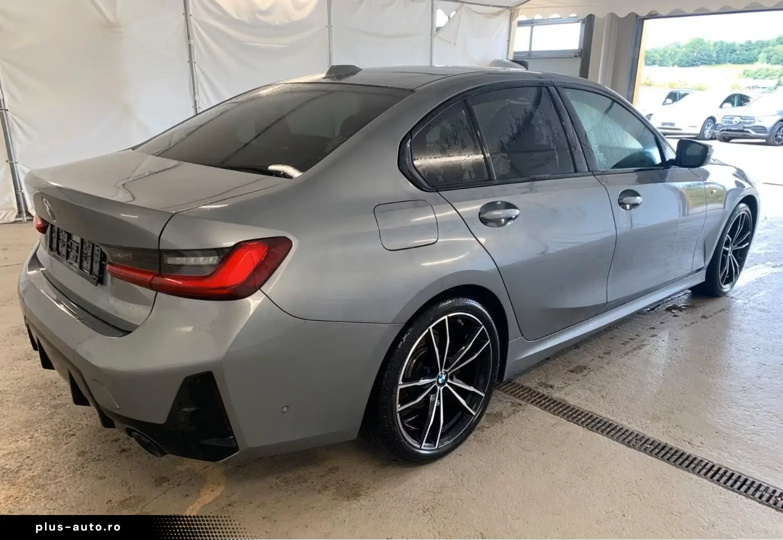 BMW 320 d xDrive M Sport 360 DrivingProf 19  HeadUp