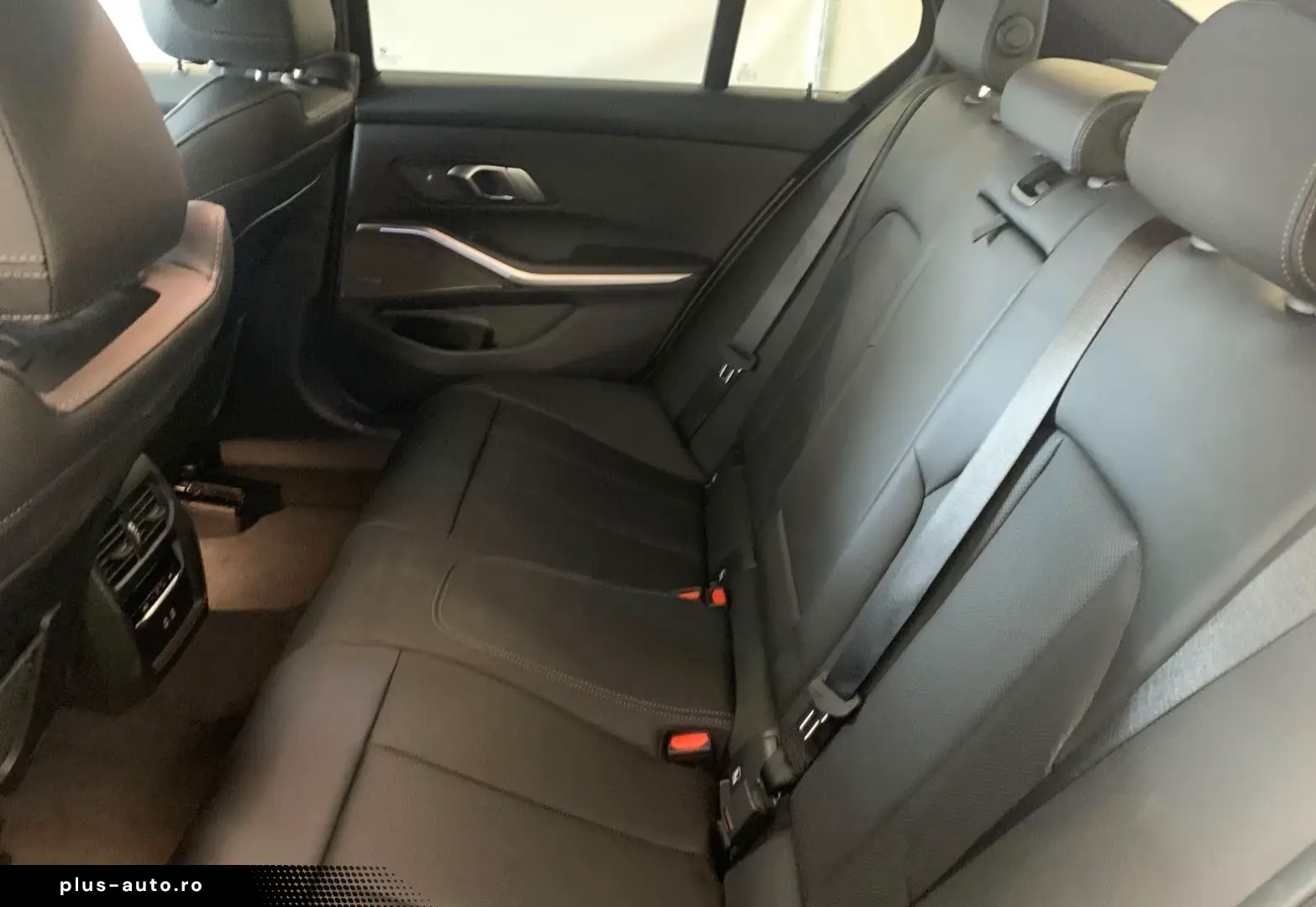 BMW 320 d xDrive M Sport 360 DrivingProf 19  HeadUp