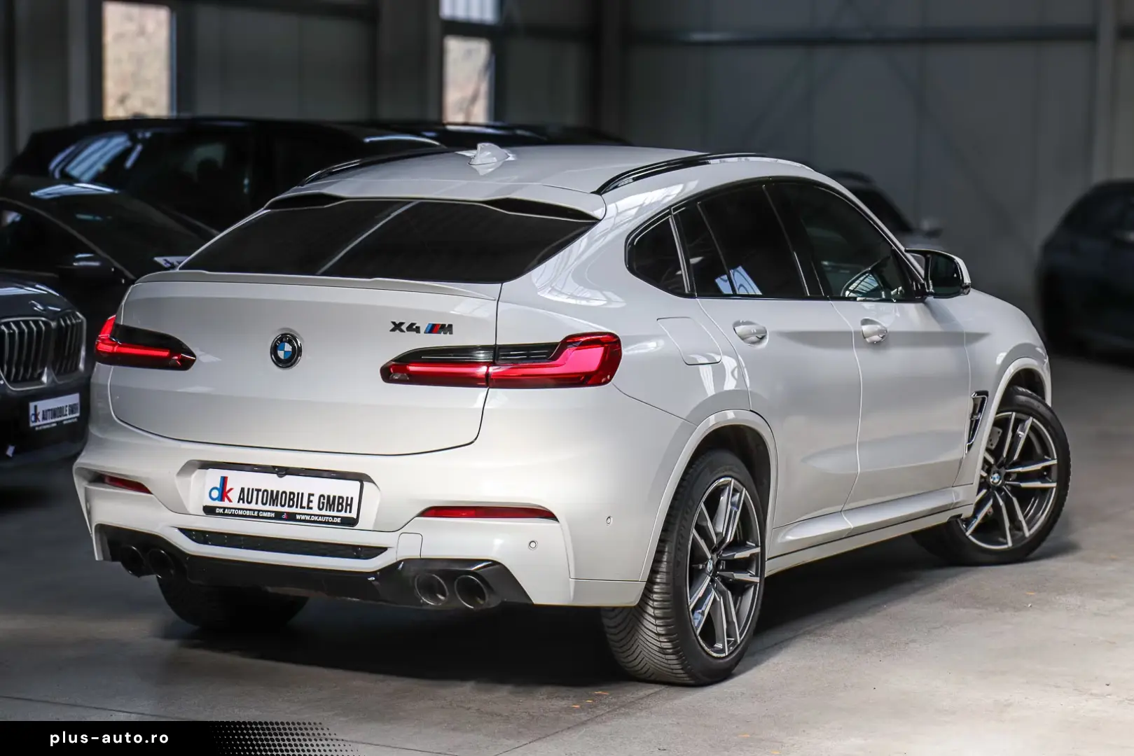 BMW X4 M HARMAN KAMERA360 HUD ANHÄNGER SITZBELÜFTUNG