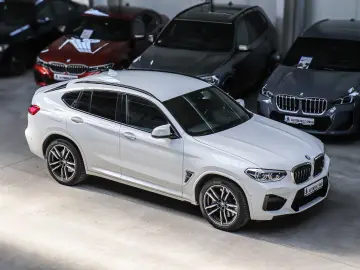 BMW X4 M HARMAN KAMERA360 HUD ANHÄNGER SITZBELÜFTUNG
