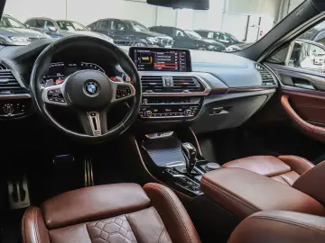 BMW X4 M HARMAN KAMERA360 HUD ANHÄNGER SITZBELÜFTUNG