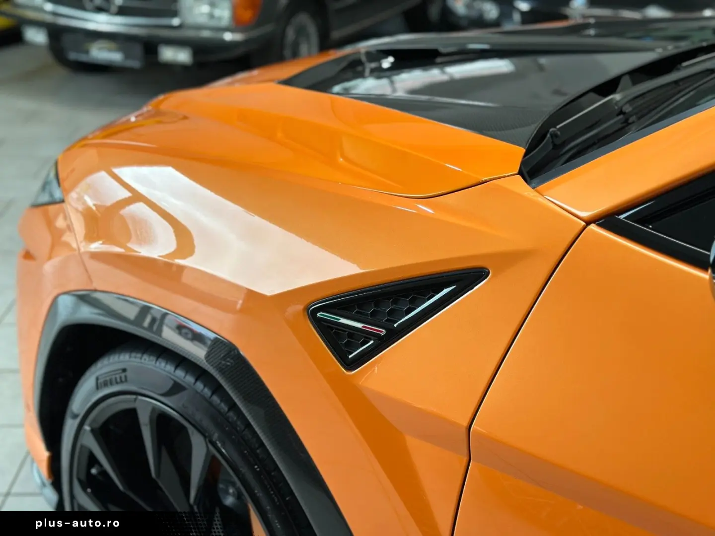 LAMBORGHINI Urus NOVITEC