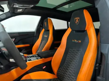 LAMBORGHINI Urus NOVITEC