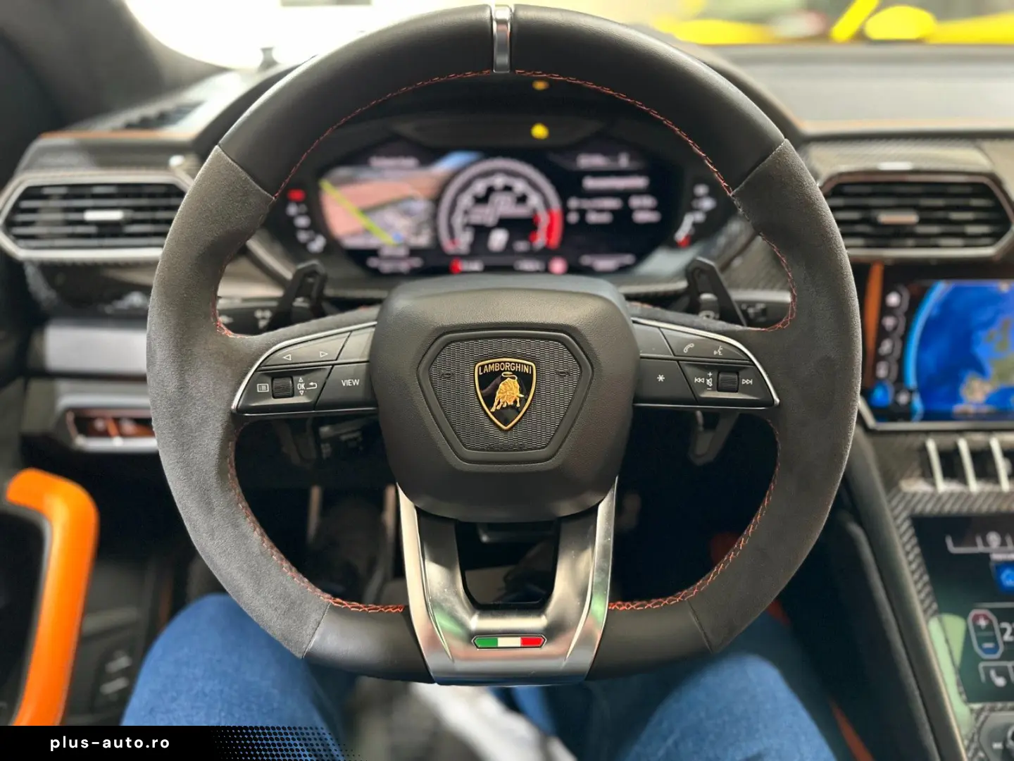 LAMBORGHINI Urus NOVITEC