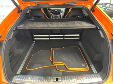 LAMBORGHINI Urus NOVITEC