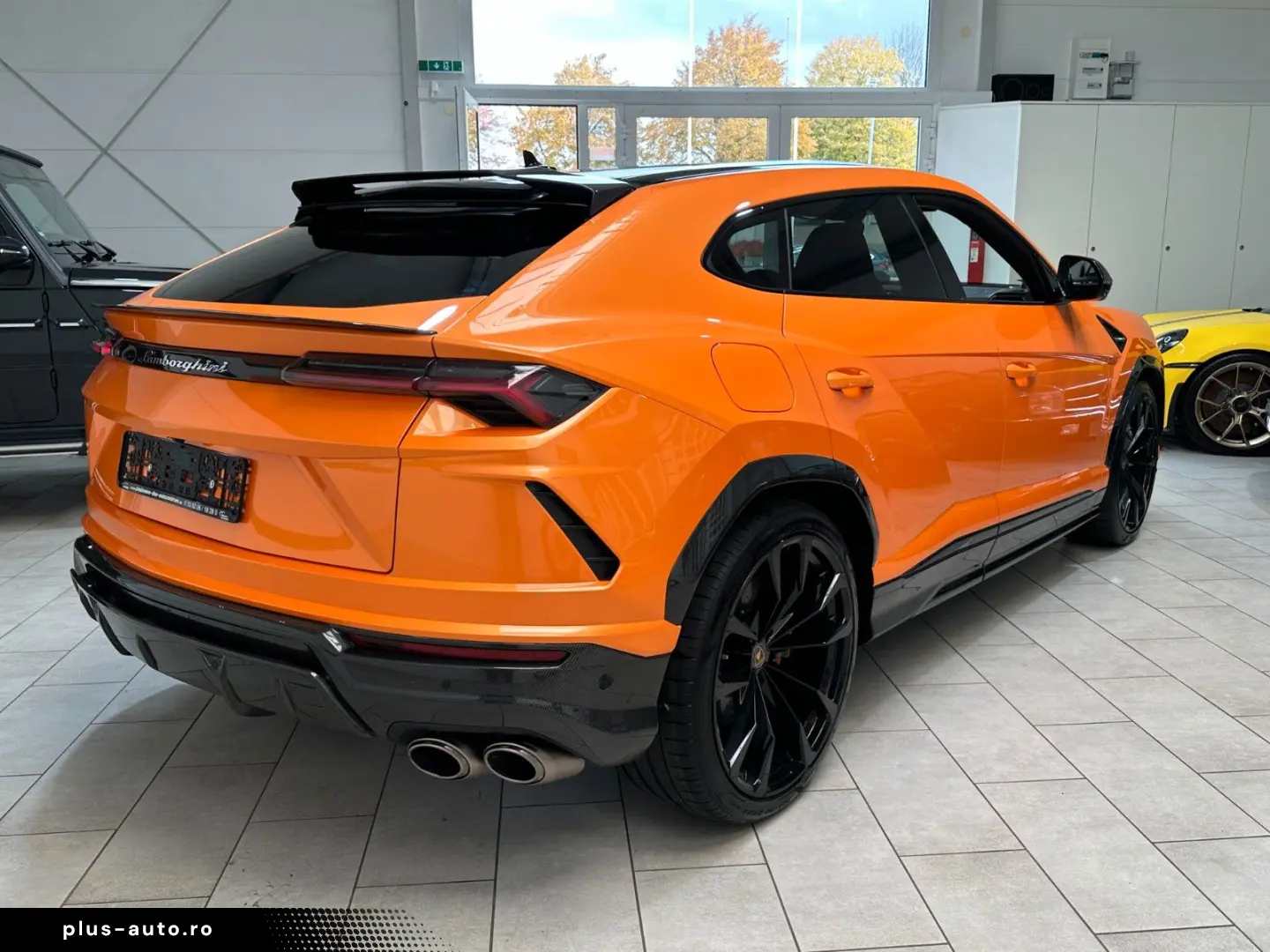 LAMBORGHINI Urus NOVITEC