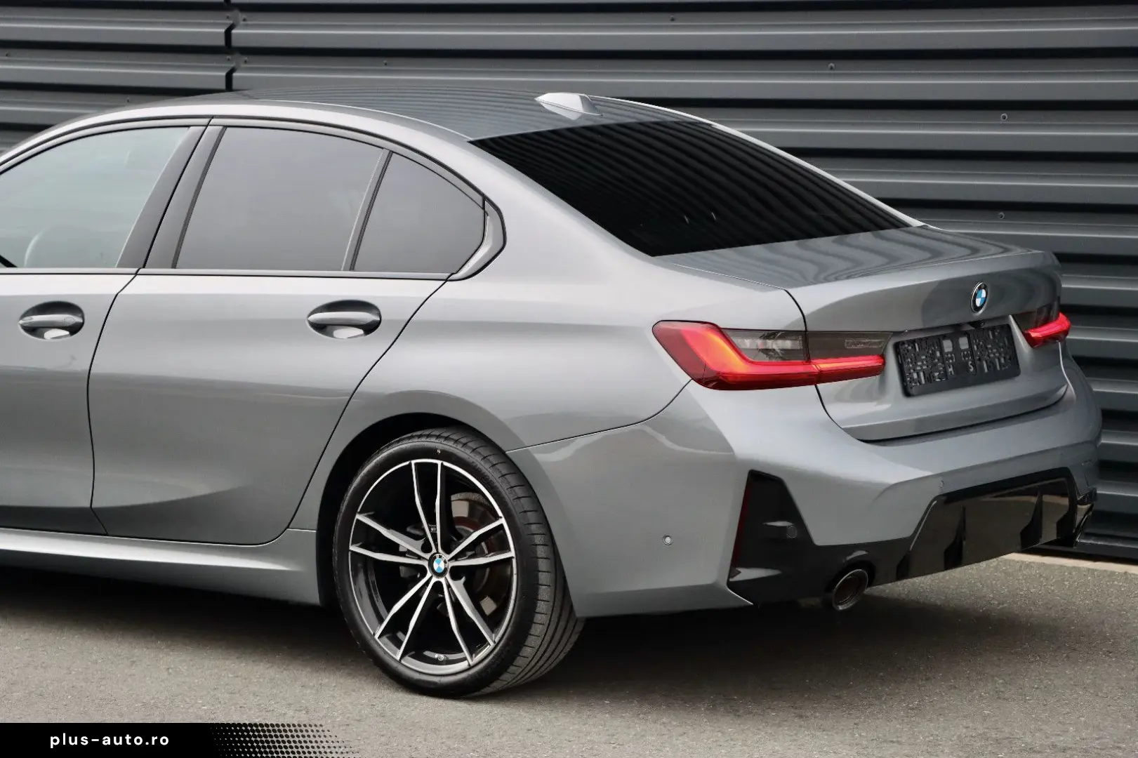 BMW 320d xDrive M-SPORT UVP78t€ 19Z H&K 360  StHz