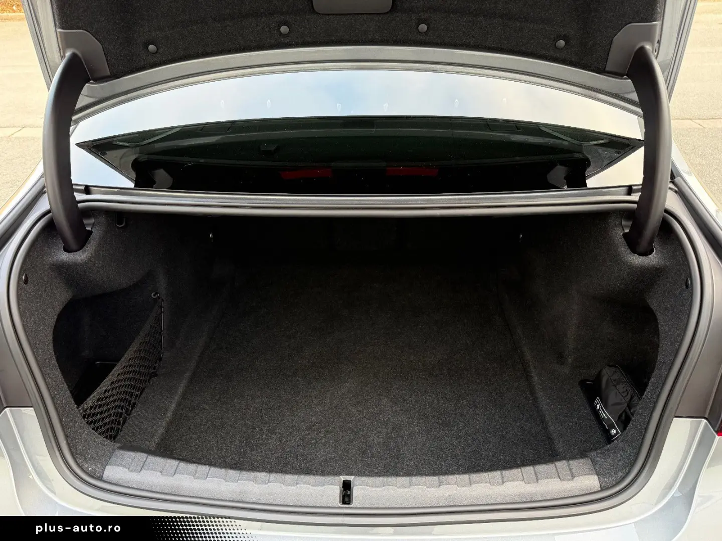 BMW 320d xDrive M-SPORT UVP78t€ 19Z H&K 360  StHz