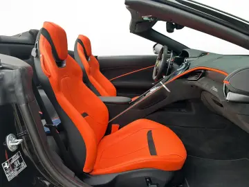 FERRARI Roma Spider   Atelier   Outdoor Leder