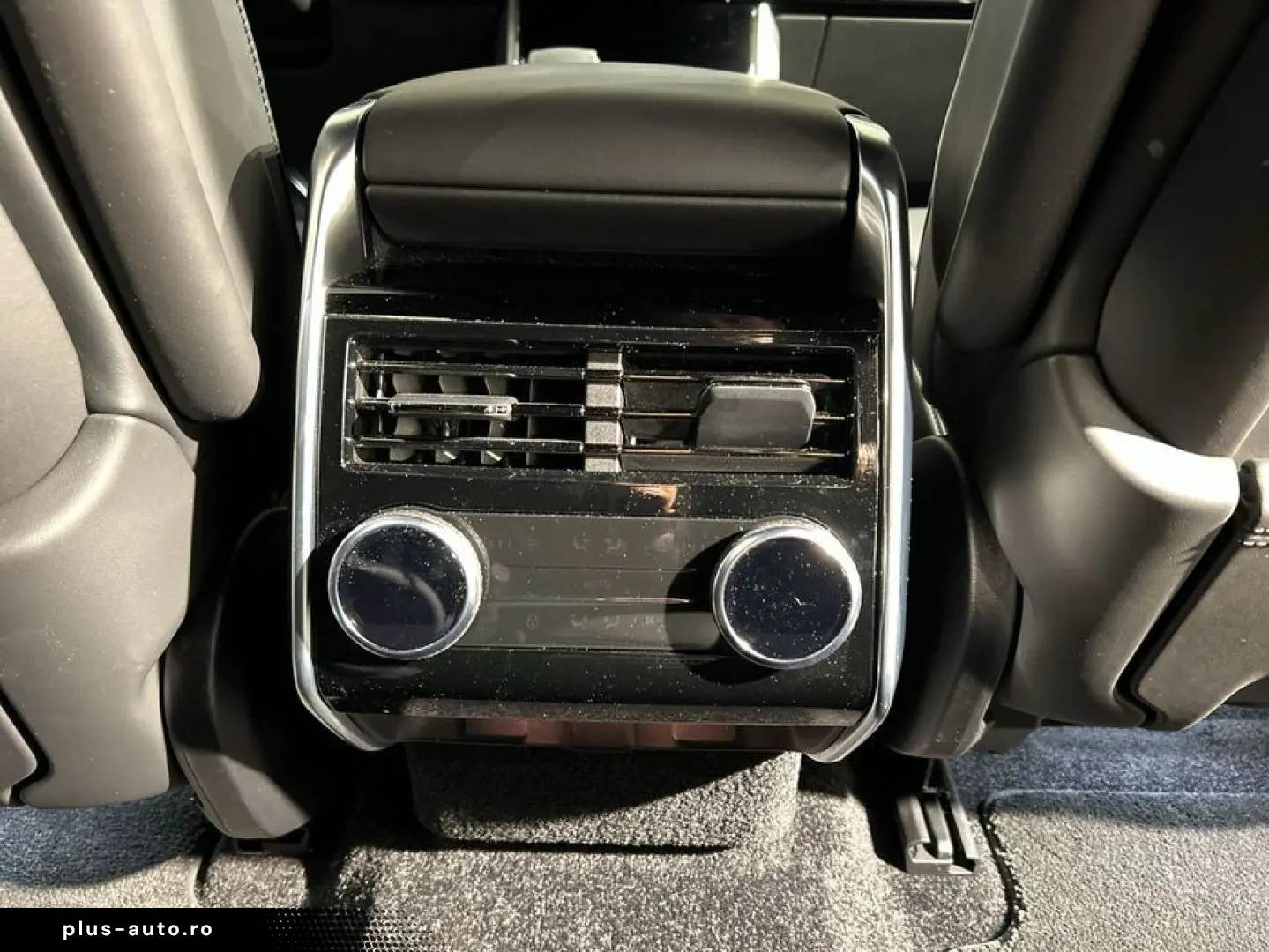 LAND ROVER Range Rover P530 Autobiography