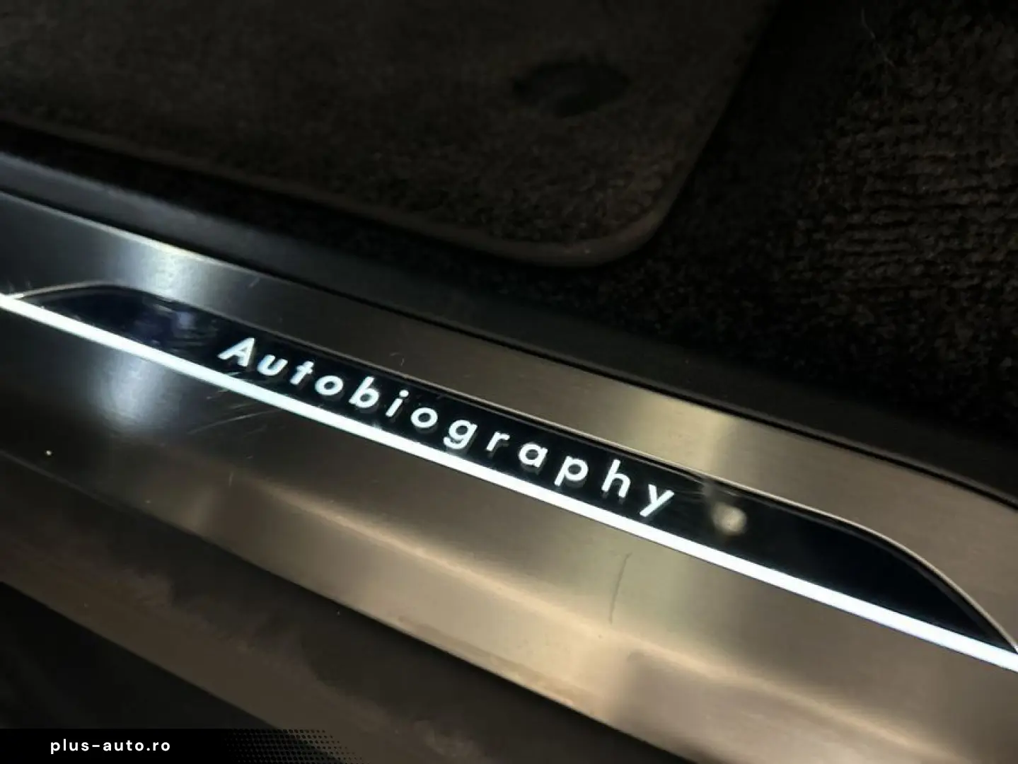 LAND ROVER Range Rover P530 Autobiography