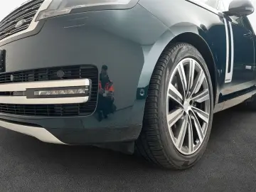 LAND ROVER Range Rover P530 Autobiography