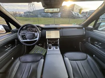 LAND ROVER Range Rover HSE VOLL ACC LED Pano Luftfeder