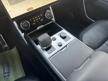 LAND ROVER Range Rover HSE VOLL ACC LED Pano Luftfeder