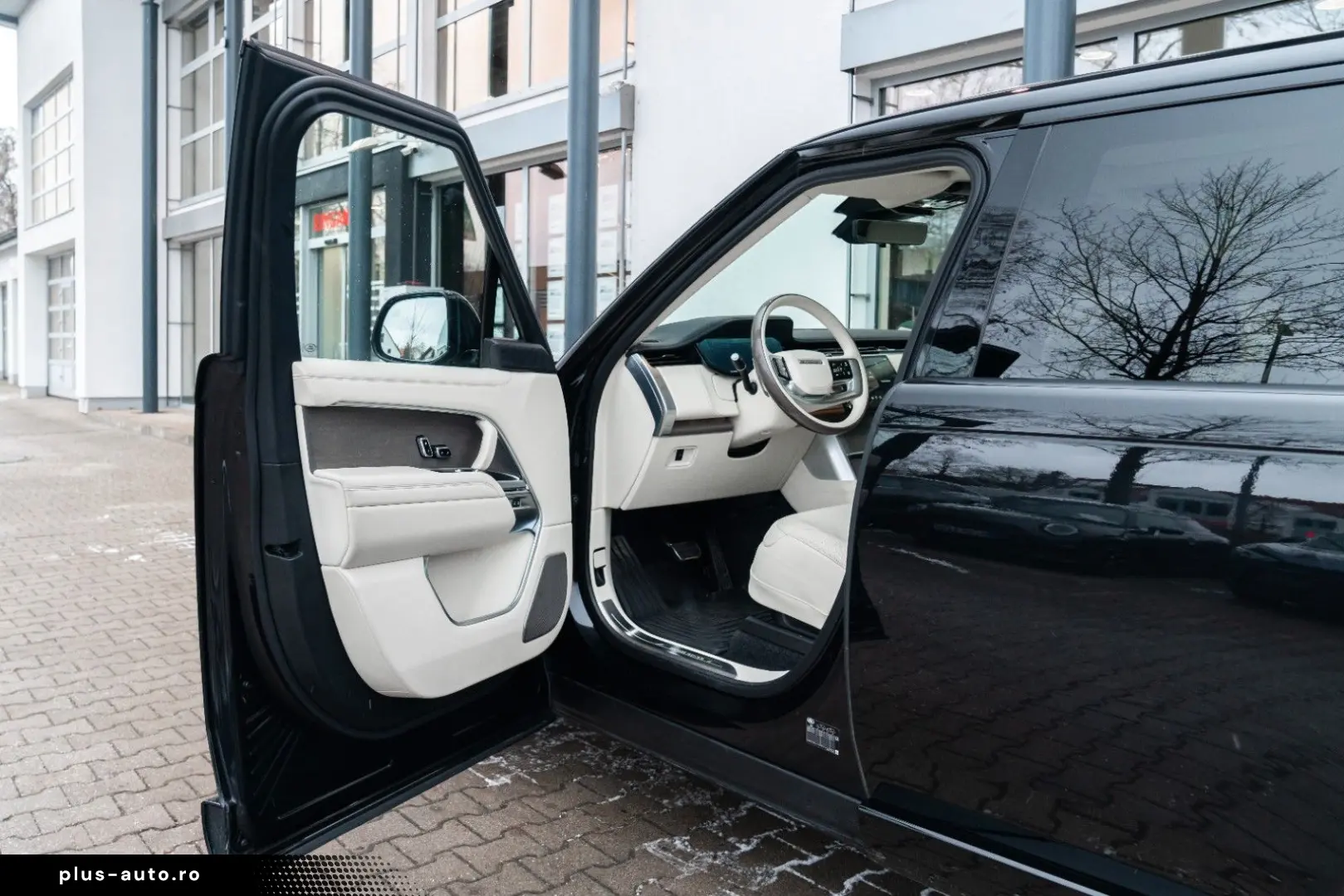 LAND ROVER Range Rover SV   360    PANO   LWB   P615   23