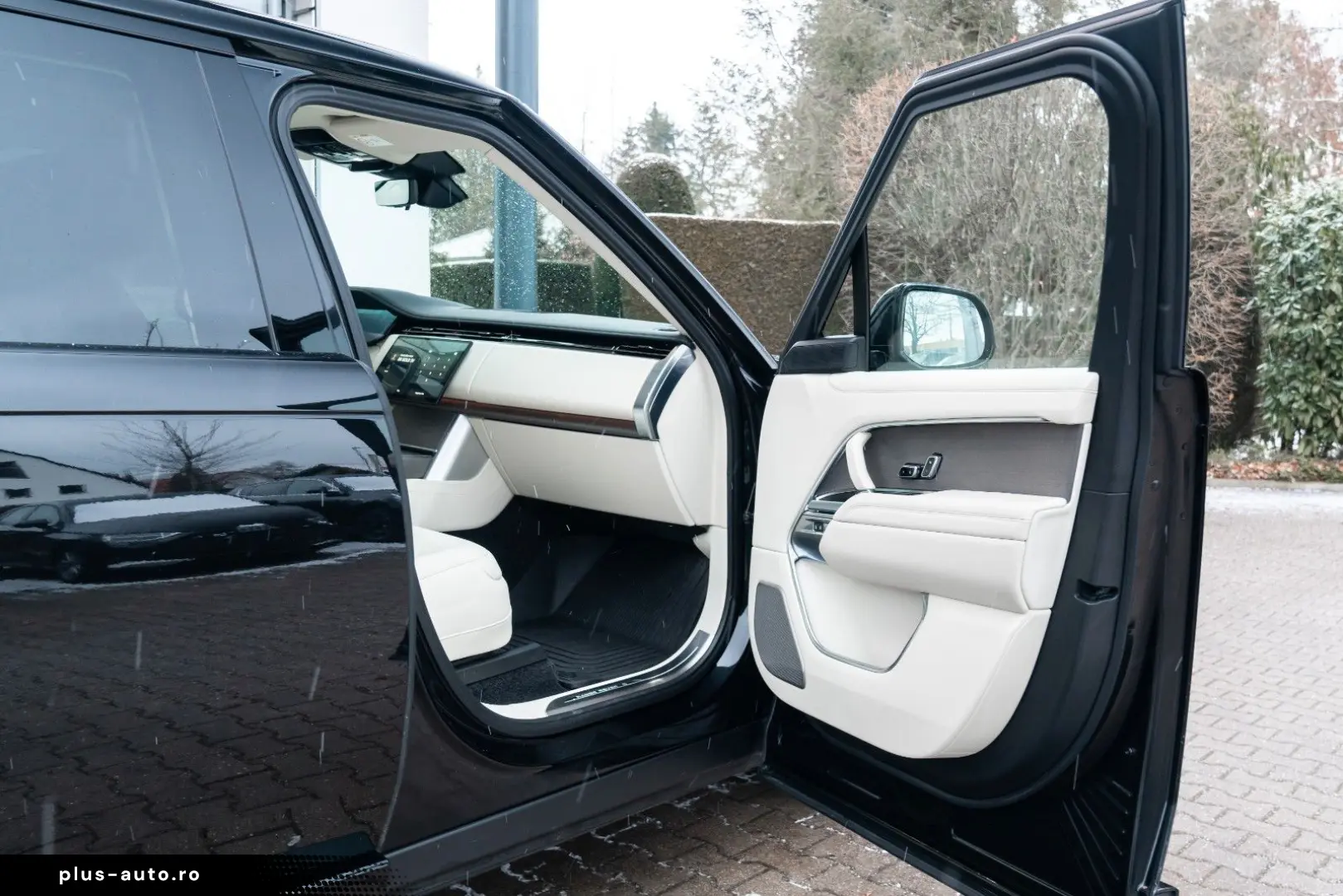 LAND ROVER Range Rover SV   360    PANO   LWB   P615   23