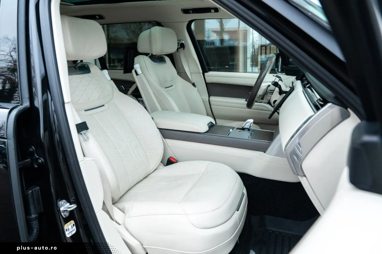 LAND ROVER Range Rover SV   360    PANO   LWB   P615   23