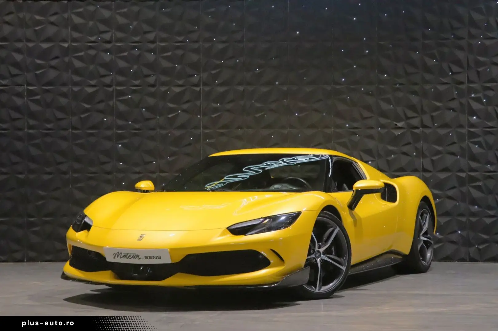 FERRARI 296 GTB - Giallo Triplo Strato - Carplay - JBL