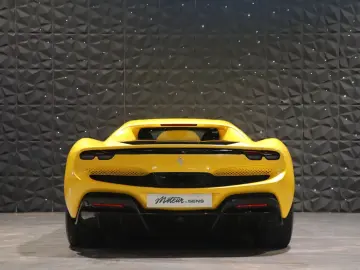 FERRARI 296 GTB - Giallo Triplo Strato - Carplay - JBL