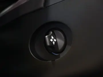 FERRARI 296 GTB - Giallo Triplo Strato - Carplay - JBL