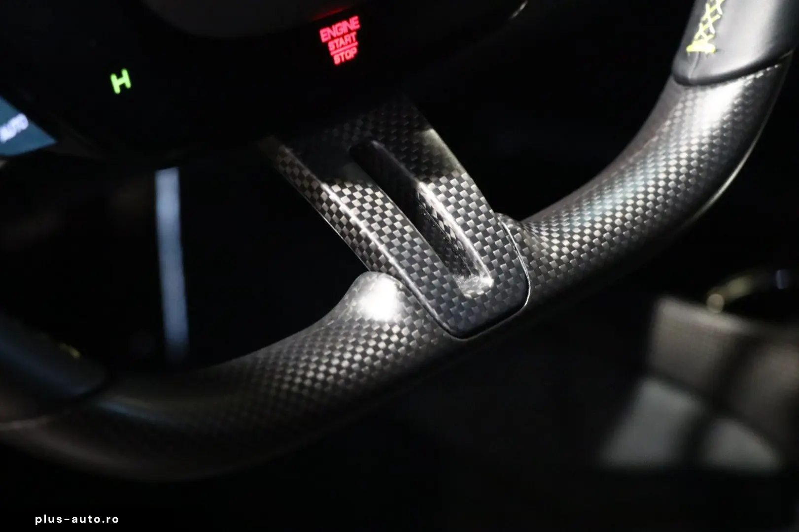 FERRARI 296 GTB - Giallo Triplo Strato - Carplay - JBL