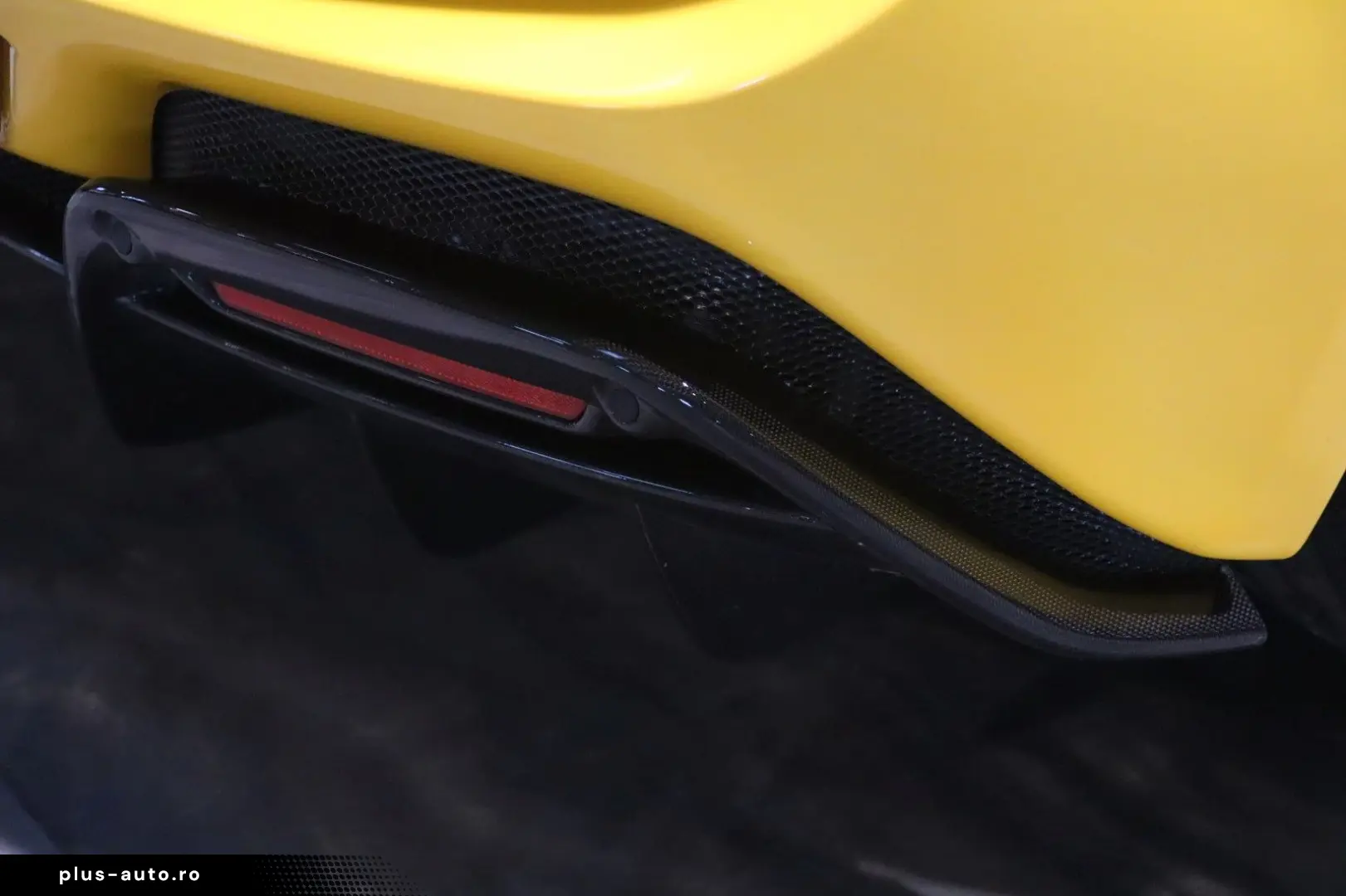 FERRARI 296 GTB - Giallo Triplo Strato - Carplay - JBL