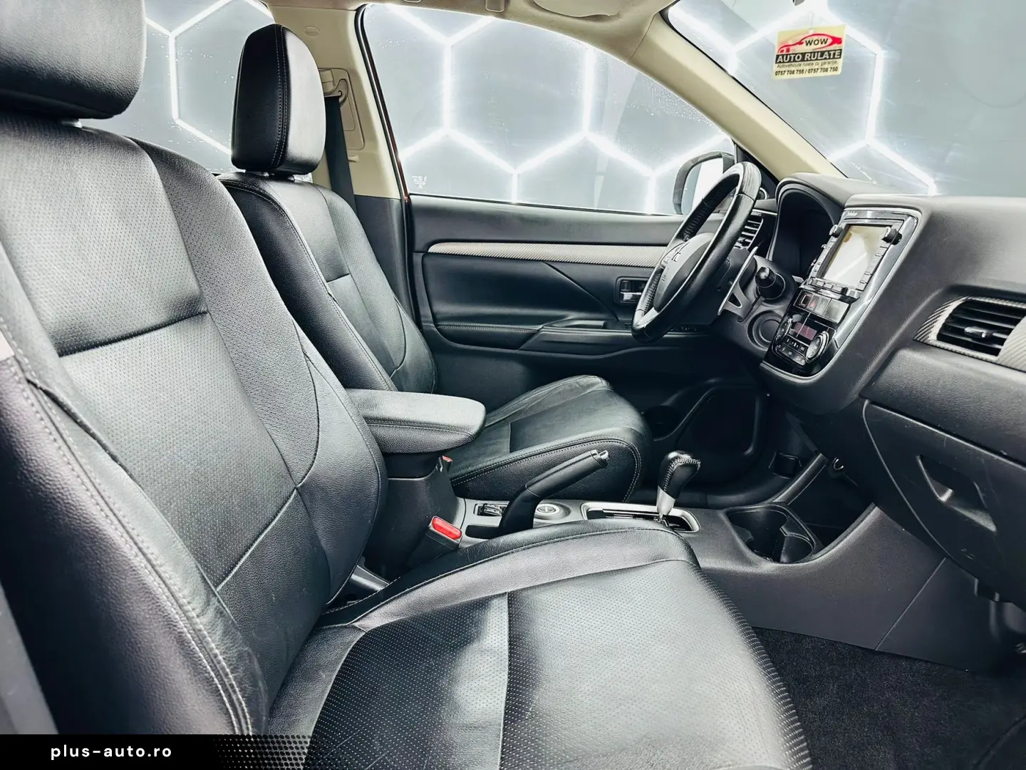 MITSUBISHI OUTLANDER 2013 2.2D E5 Garantie 12 Luni Rate Avan