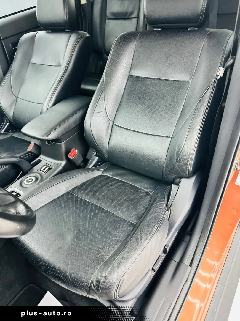 MITSUBISHI OUTLANDER 2013 2.2D E5 Garantie 12 Luni Rate Avan