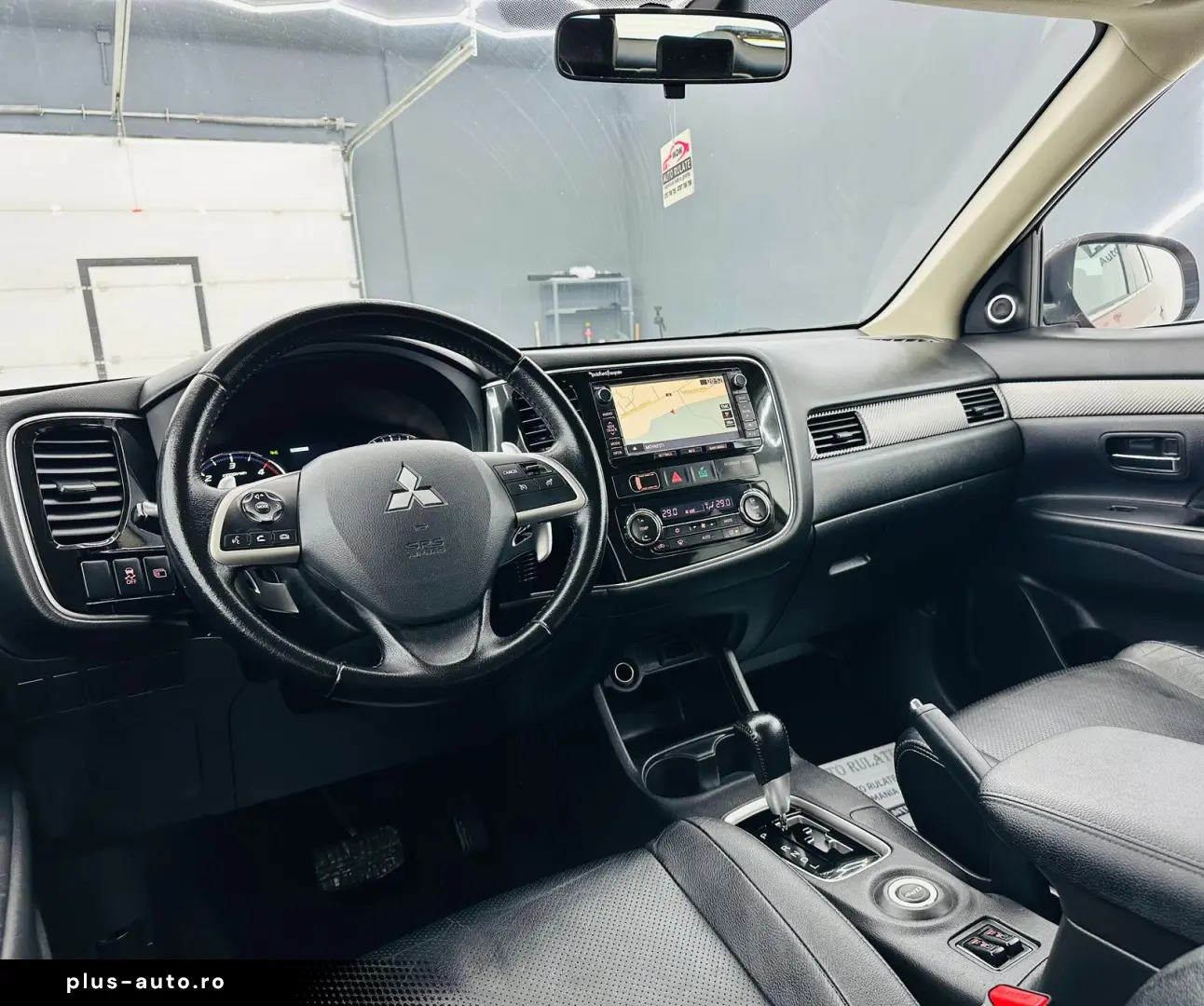 MITSUBISHI OUTLANDER 2013 2.2D E5 Garantie 12 Luni Rate Avan