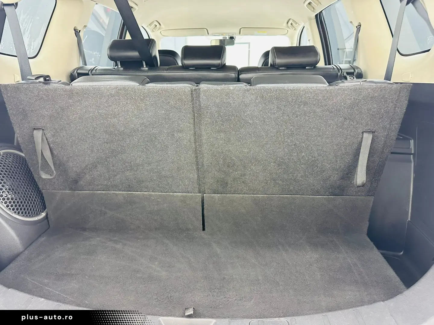 MITSUBISHI OUTLANDER 2013 2.2D E5 Garantie 12 Luni Rate Avan