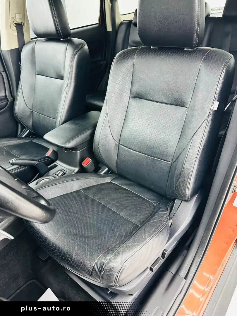 MITSUBISHI OUTLANDER 2013 2.2D E5 Garantie 12 Luni Rate Avan