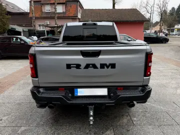 DODGE RAM 1500 Rebel  LPG-Gasanlage Panorama HUD