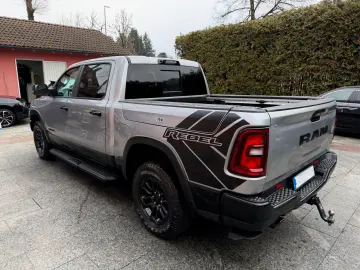 DODGE RAM 1500 Rebel  LPG-Gasanlage Panorama HUD