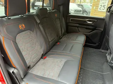 DODGE RAM 1500 TRX Bodykit 5.7L 12´´Displ. 4x4 AHK LPG