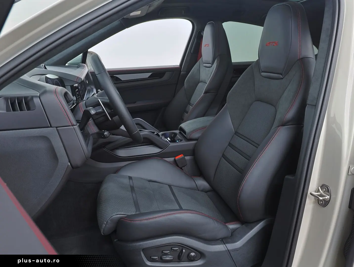 PORSCHE Cayenne Coupe GTS