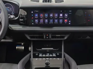 PORSCHE Cayenne Coupe GTS