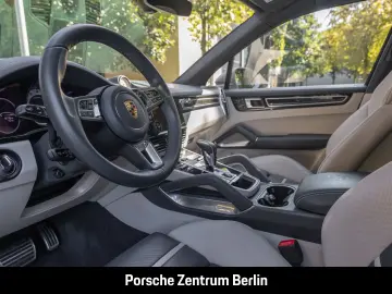 PORSCHE Cayenne Turbo S E-Hybrid HA-Lenkung Nachtsicht