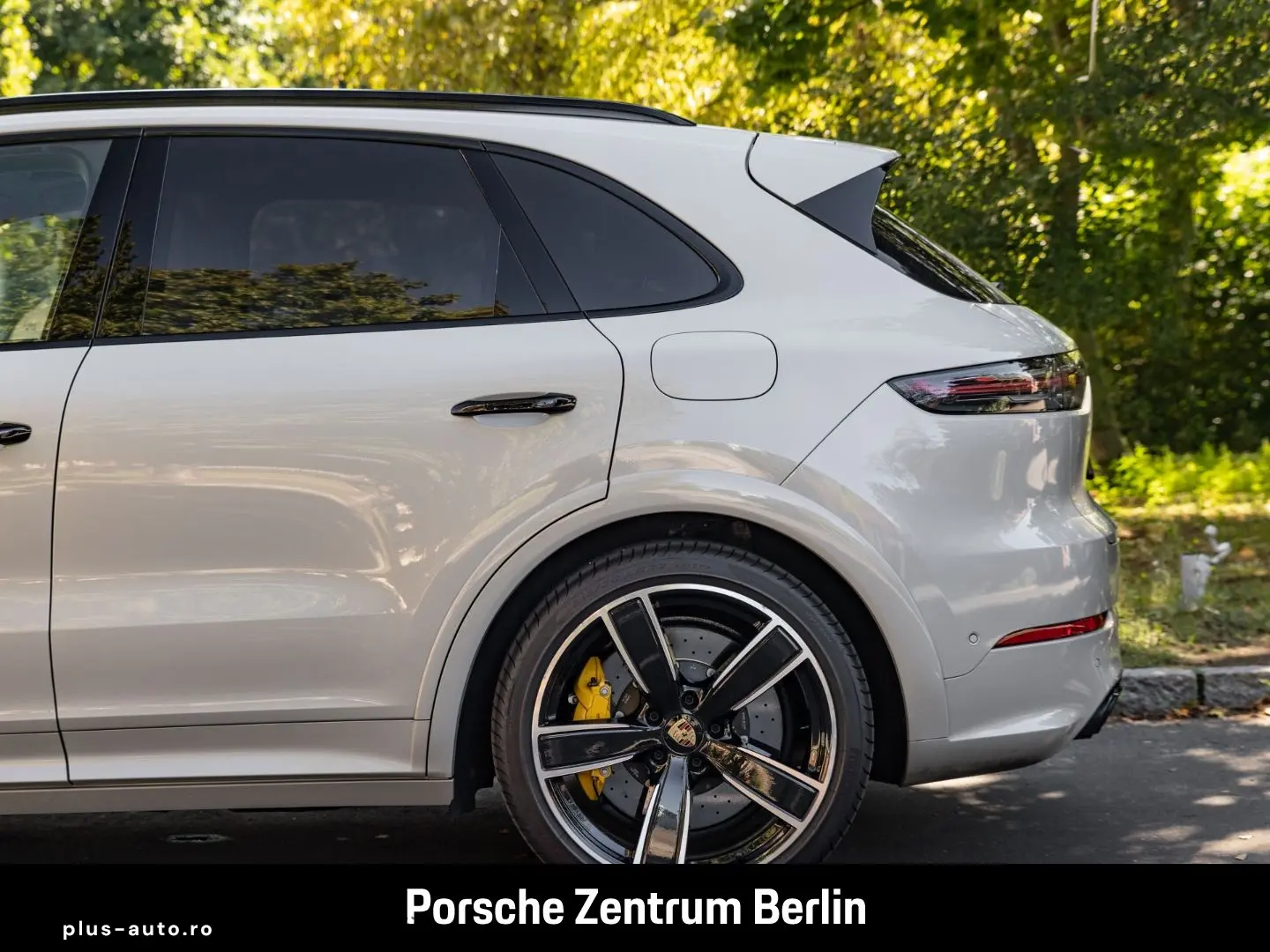 PORSCHE Cayenne Turbo S E-Hybrid HA-Lenkung Nachtsicht