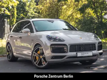 PORSCHE Cayenne Turbo S E-Hybrid HA-Lenkung Nachtsicht