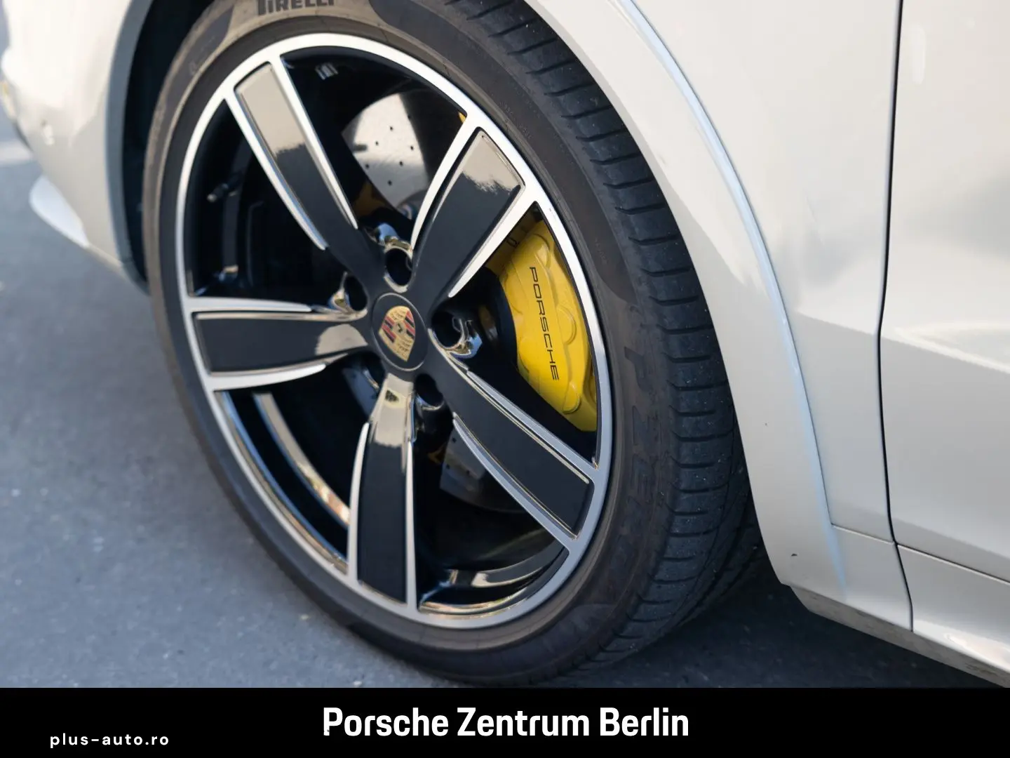 PORSCHE Cayenne Turbo S E-Hybrid HA-Lenkung Nachtsicht