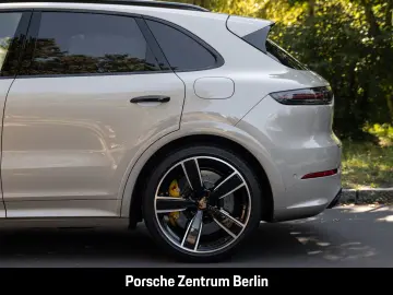 PORSCHE Cayenne Turbo S E-Hybrid HA-Lenkung Nachtsicht