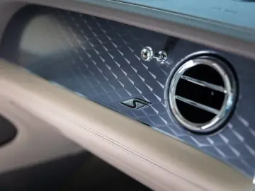 BENTLEY Bentayga 4.0 V8 S 4WD Dove Grey