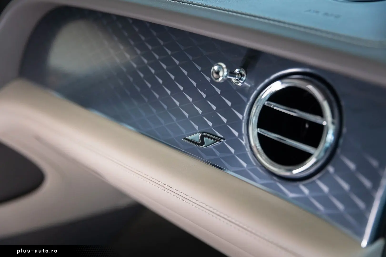 BENTLEY Bentayga 4.0 V8 S 4WD Dove Grey