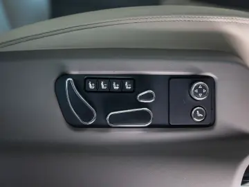 BENTLEY Bentayga 4.0 V8 S 4WD Dove Grey